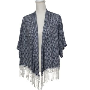 Green Dragon Oversized Crochet Fringe Kimono Style Top Shrug Poncho, Size XS